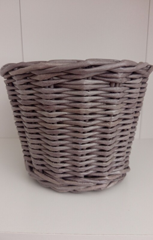 Celovypletaný košík (kvetináč) - spredu